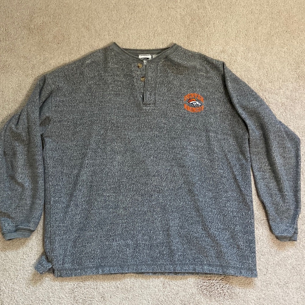 Mens large Denver Broncos pullover